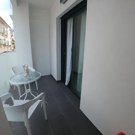 Apartamento El Olivo Apartment *